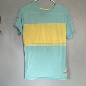 BILLABONG blue and yellow t-shirt size small. Unisex.